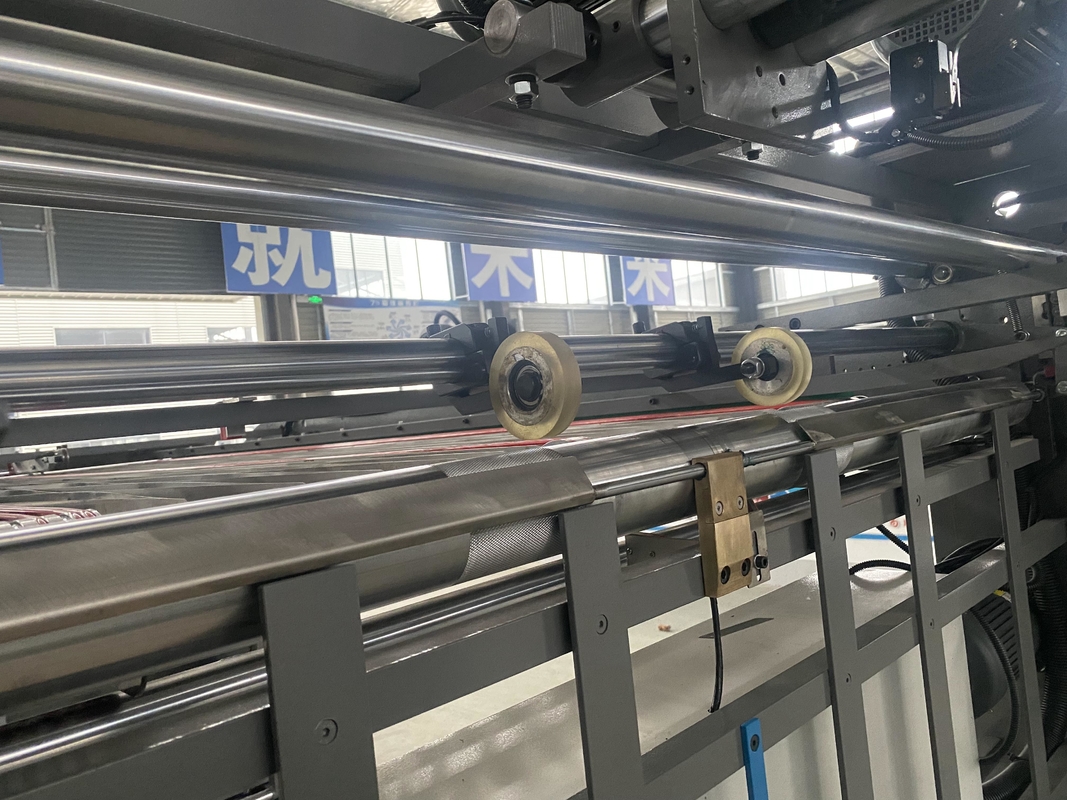 120-600gsm Lembar Atas Auto Flute Laminator Mesin Laminator Bergelombang CE