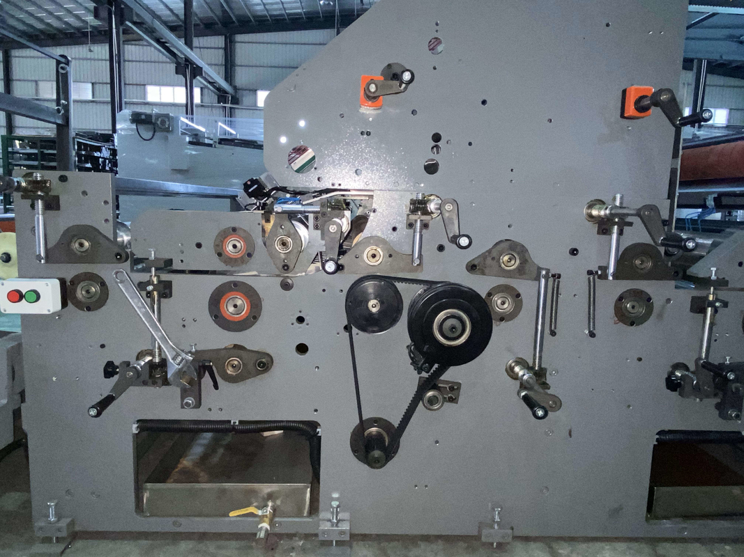 ISO 5 Ply Flute Laminator 30HP 380V Mesin Laminasi Kotak Bergelombang