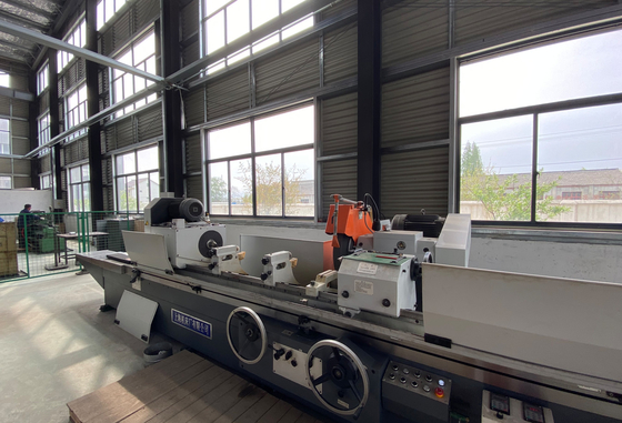 Mesin Laminator Seruling Otomatis Kecepatan Tengah 19KW DF-1650L